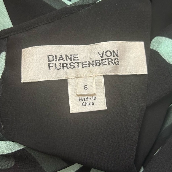 Diane Von Furstenberg Silk Mini Dress 6 Drawstring Waist Lined FLAW - Picture 12 of 13